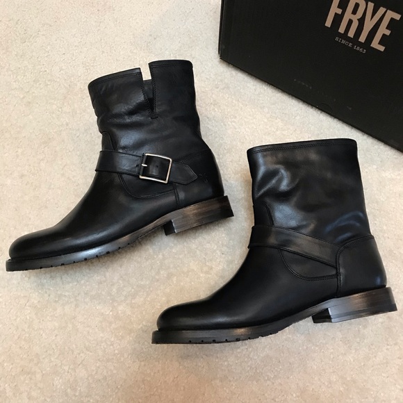 *8.5 left* NIB Frye Natalie Engineer Short Boots - Picture 7 of 8